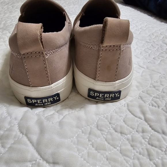 Sperry Top-sider boat shoes with memory foam soles - Picture 3 of 3
